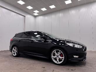 Vaurioauto  passenger cars Ford Focus Wagon 1.5 Titanium Edition Navi Clima 2015/1