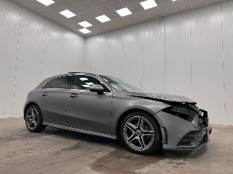 Unfallwagen Mercedes A-klasse 200 Autom. AMG Panoramadak Navi Clima 2018/8