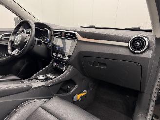 MG ZS EV Luxury 45kWh Panoramadak Navi Clima picture 13