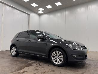 Voiture accidenté Volkswagen Golf 1.2 TSI DSG Comfortline 5-drs Clima 2015/1