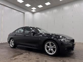 Vaurioauto  passenger cars BMW 3-serie 318i Autom. Navi Clima 2018/3
