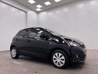 uszkodzony samochody osobowe Peugeot 108 1.0 e-VTi Active 5-drs Airco 2019/11