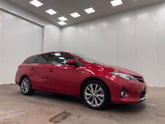 krockskadad bil auto Toyota Auris Touring 1.8 Hybrid Panoramadak Navi Clima 2013/9