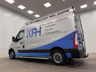 Renault Master 35 2.3 dCi L2H2 Airco picture 3