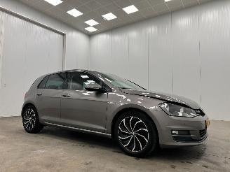škoda osobní automobily Volkswagen Golf 1.0 TSI 5-drs Navi Clima 2016/1