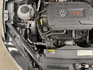 Volkswagen Golf 2.0 TSI GTI Performance Panoramadak Navi Clima picture 19