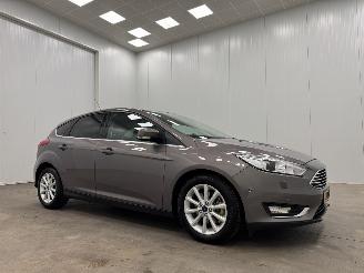 Avarii autoturisme Ford Focus 1.5i Edition 5-drs Navi Clima 2015/10