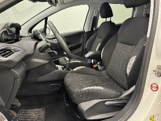 Peugeot 208 1.2 PureTech Style Pack Navi Airco picture 8