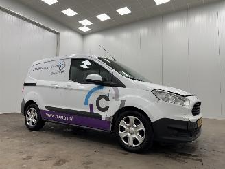 krockskadad bil bedrijf Ford Transit Courier Van 1.5 TDCI Trend Navi Airco 2016/5