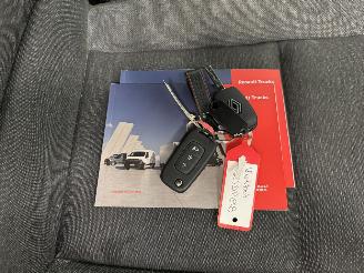 Renault Master 35 2.0 dCi 125kw DC L3H2 Clima picture 14