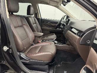 Mitsubishi Outlander 2.0 PHEV Instyle 4WD Navi Clima picture 9