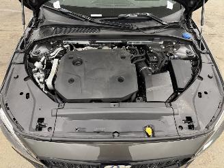 Volvo V-90 2.0 B4 Autom. R-Design Navi Clima picture 21