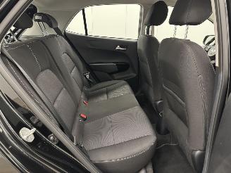 Kia Picanto 1.0 CVVT Comfort PlusLine Navigator Airco picture 10