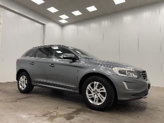 Vaurioauto  passenger cars Volvo Xc-60 2.0 D4 Autom. Navi Clima 2016/7