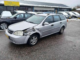 Damaged car Chevrolet Lacetti Lacetti Wagon Combi 1.8 16V (LDA) [89kW] 2006/4