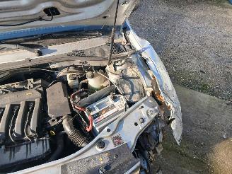 Dacia Duster Duster (HS) SUV 1.6 16V (K4M-690(K4M-F6)) [77kW] picture 8