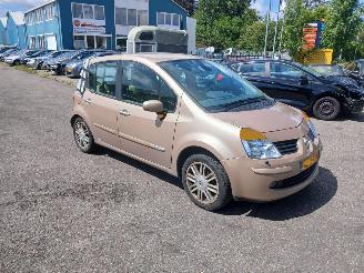 Renault Modus Modus/Grand Modus (JP) MPV 1.6 16V (K4M-791) [82kW] picture 2