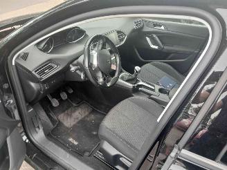 Peugeot 308 308 SW (L4/L9/LC/LJ/LR) Combi 5-drs 1.2 12V e-THP PureTech 110 (EB2ADT(HNP)) [81kW] picture 11