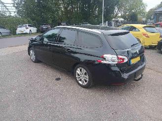 Peugeot 308 308 SW (L4/L9/LC/LJ/LR) Combi 5-drs 1.2 12V e-THP PureTech 110 (EB2ADT(HNP)) [81kW] picture 4