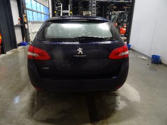 Peugeot 308 1.2 thp picture 2