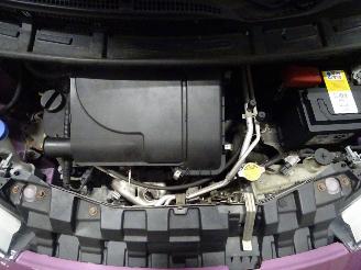 Peugeot 107 1.0 picture 5