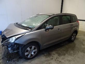 Dezmembrări autoturisme Peugeot 5008 1.6 HDI 2016/5