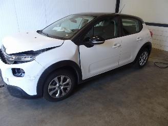Coche siniestrado Citroën C3 1.2VTI 2018/8