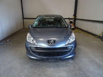 Peugeot 207 1.4 16V picture 4