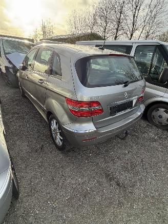 Mercedes B-klasse 170 picture 4