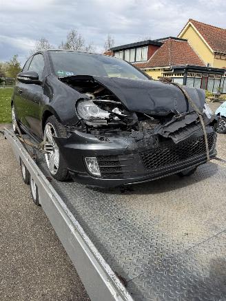 Volkswagen Golf 2.0 TDI gtd picture 2