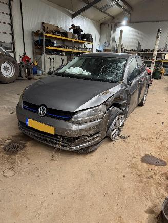 Uttjänta bilar auto Volkswagen Golf 7 1,6 TDI 2015/1