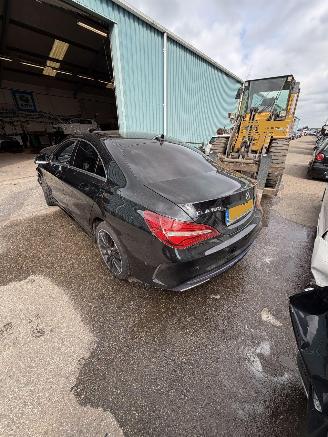 Mercedes Cla-klasse 180 benzine picture 4