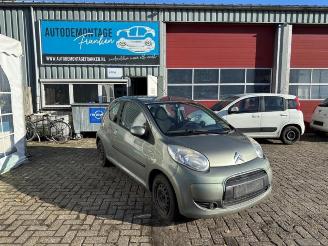 Voiture accidenté Citroën C1 C1, Hatchback, 2005 / 2014 1.0 12V 2010/3
