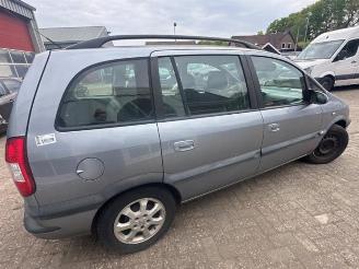 Opel Zafira Zafira (F75), MPV, 1998 / 2005 1.6 16V picture 7