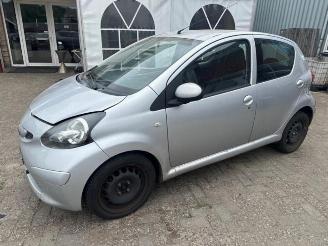 Toyota Aygo Aygo (B10), Hatchback, 2005 / 2014 1.0 12V VVT-i picture 3