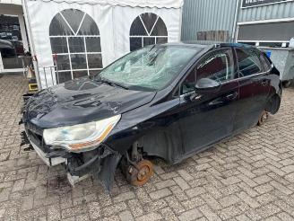 Citroën C4 C4 Berline (NC), Hatchback 5-drs, 2009 1.4 16V VTi picture 3