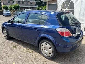 Opel Astra Astra H (L48), Hatchback 5-drs, 2004 / 2010 1.6 16V Twinport picture 5