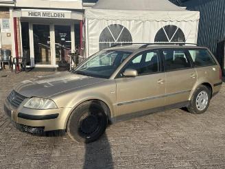 Volkswagen Passat Passat Variant (3B6), Combi, 2000 / 2005 2.0 picture 3