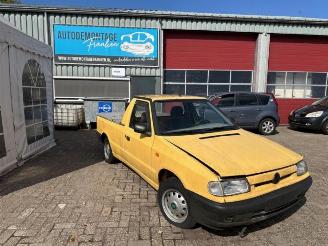 Coche siniestrado Skoda Felicia Felicia Fun (797), Pick-up, 1995 / 2002 1.9 D 2000/7