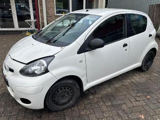 Toyota Aygo Aygo (B10), Hatchback, 2005 / 2014 1.0 12V VVT-i picture 3
