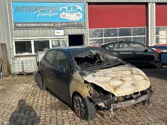 Uttjänta bilar auto Peugeot 208 208 I (CA/CC/CK/CL), Hatchback, 2012 / 2019 1.2 Vti 12V PureTech 82 2013/1