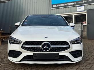 Mercedes Cla-klasse CLA (118.3), Sedan, 2019 1.3 CLA-200 Turbo 16V picture 2