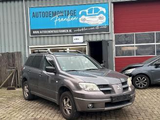 Uttjänta bilar auto Mitsubishi Outlander Outlander (CU), SUV, 2001 / 2007 2.0 16V 4x2 2008/10