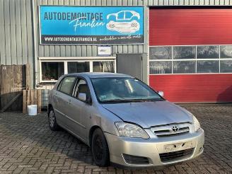 Vrakbiler auto Toyota Corolla Corolla (E12), Hatchback, 2002 / 2007 2.0 D-4D 16V 90 2003/1
