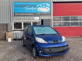 krockskadad bil auto Peugeot 107 107, Hatchback, 2005 / 2014 1.0 12V 2008/9