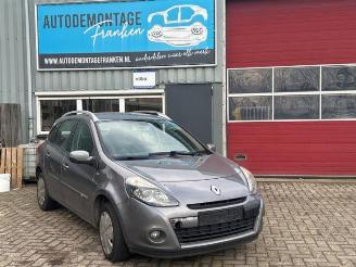 Vrakbiler auto Renault Clio Clio III Estate/Grandtour (KR), Combi, 2007 / 2014 1.5 dCi FAP 2012/6