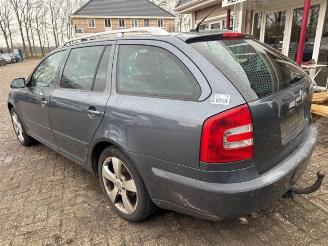 Skoda Octavia Octavia Combi (1Z5), Combi 5-drs, 2004 / 2013 1.9 TDI picture 5