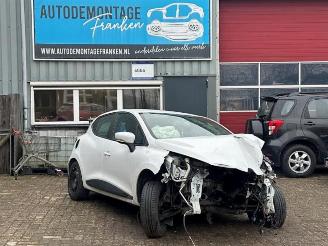 Purkuautot passenger cars Renault Clio Clio IV (5R), Hatchback 5-drs, 2012 / 2021 0.9 Energy TCE 90 12V 2013/7