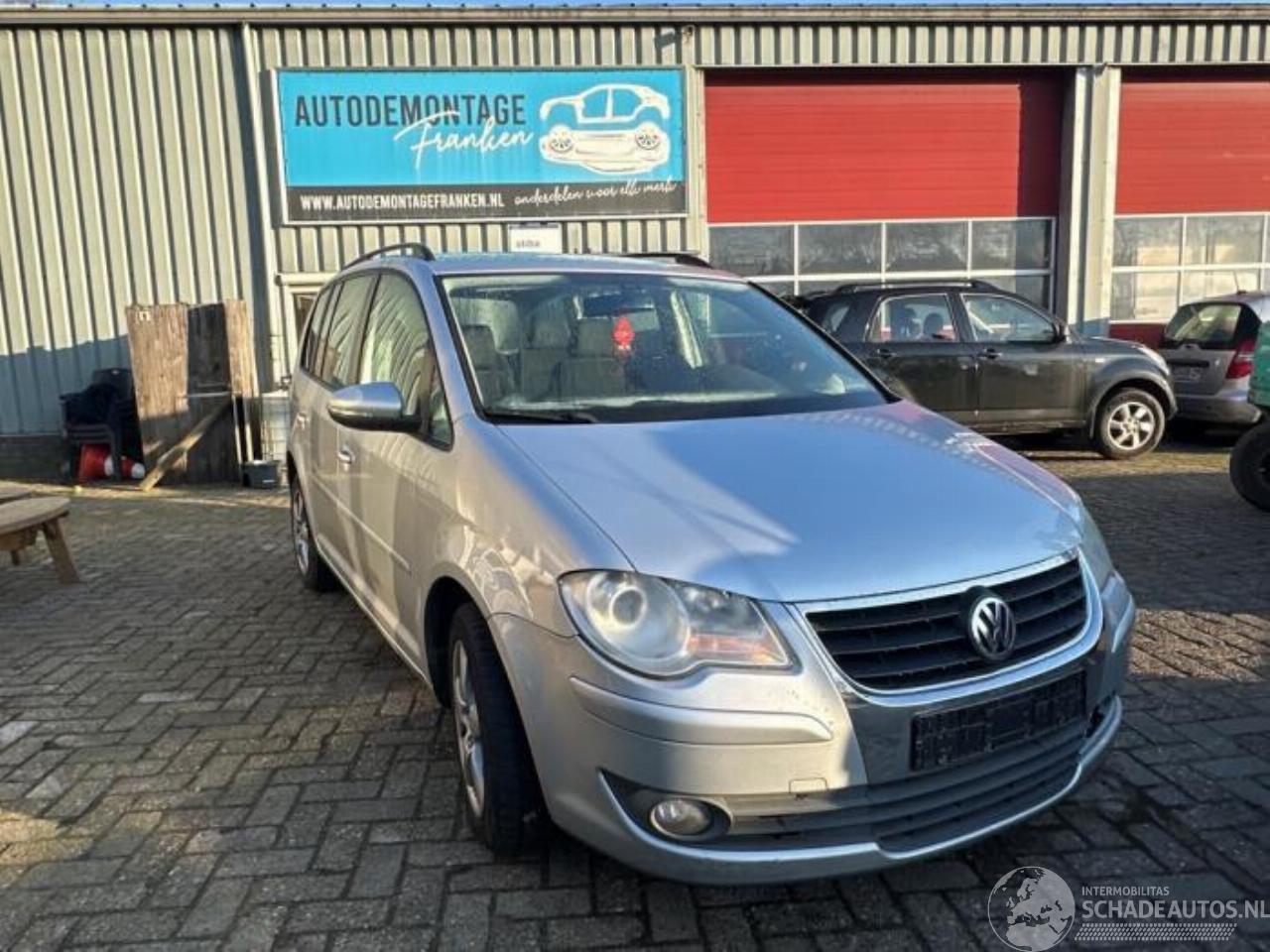 Volkswagen Touran Touran (1T1/T2), MPV, 2003 / 2010 1.4 16V TSI 140