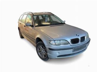 Vrakbiler auto BMW 3-serie 3 serie Touring (E46/3), Combi, 1999 / 2006 316i 16V 2003/2